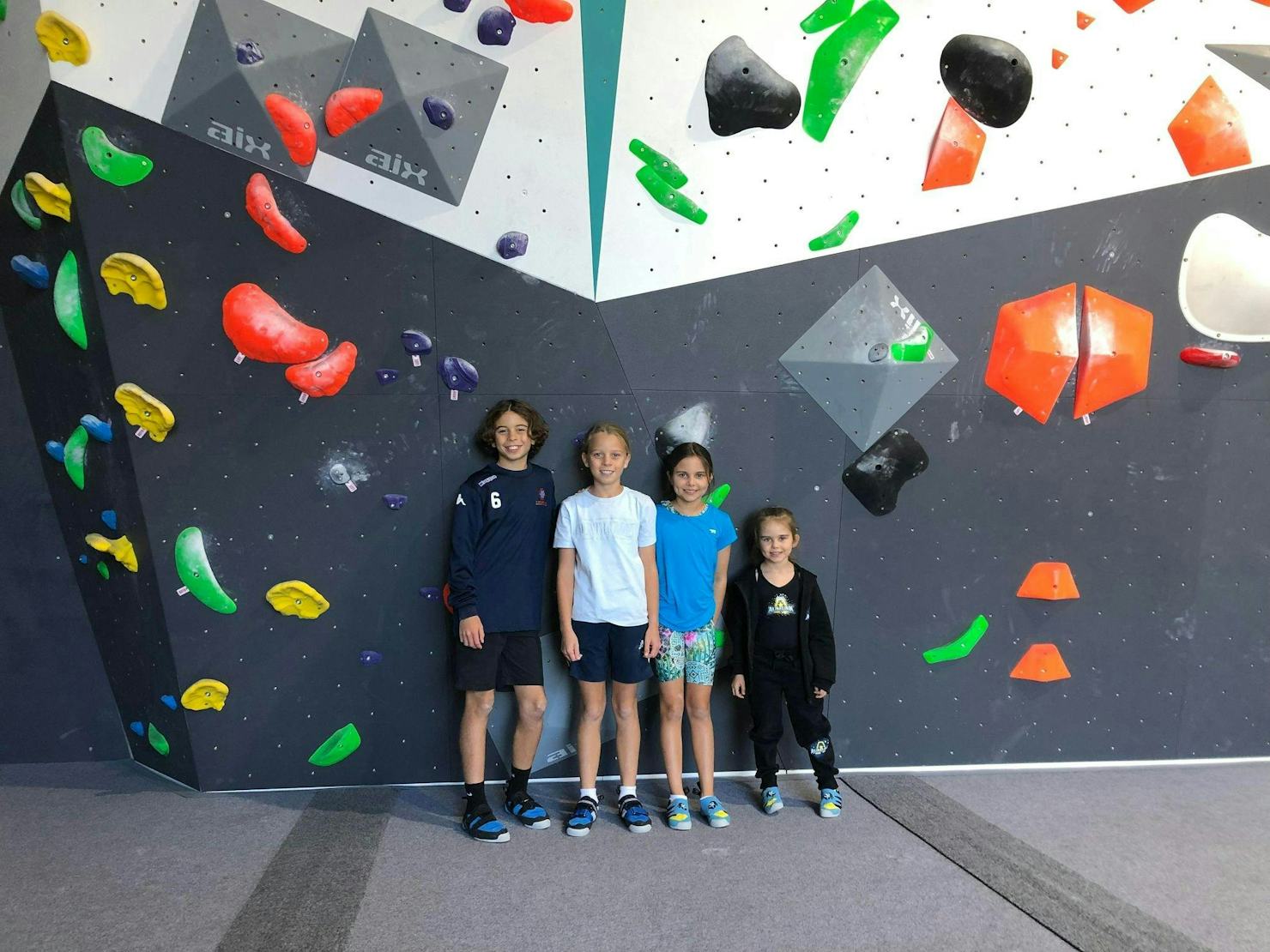 Boulder Heads Indoor Climb