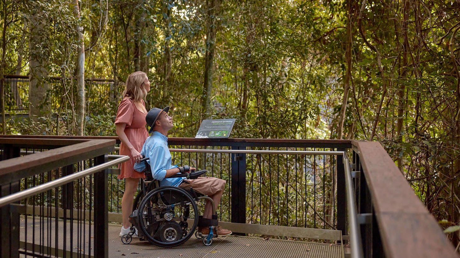 Couple at Mary Cairncross Scenic Reserve. Credit:Tourism & Events Queensland 