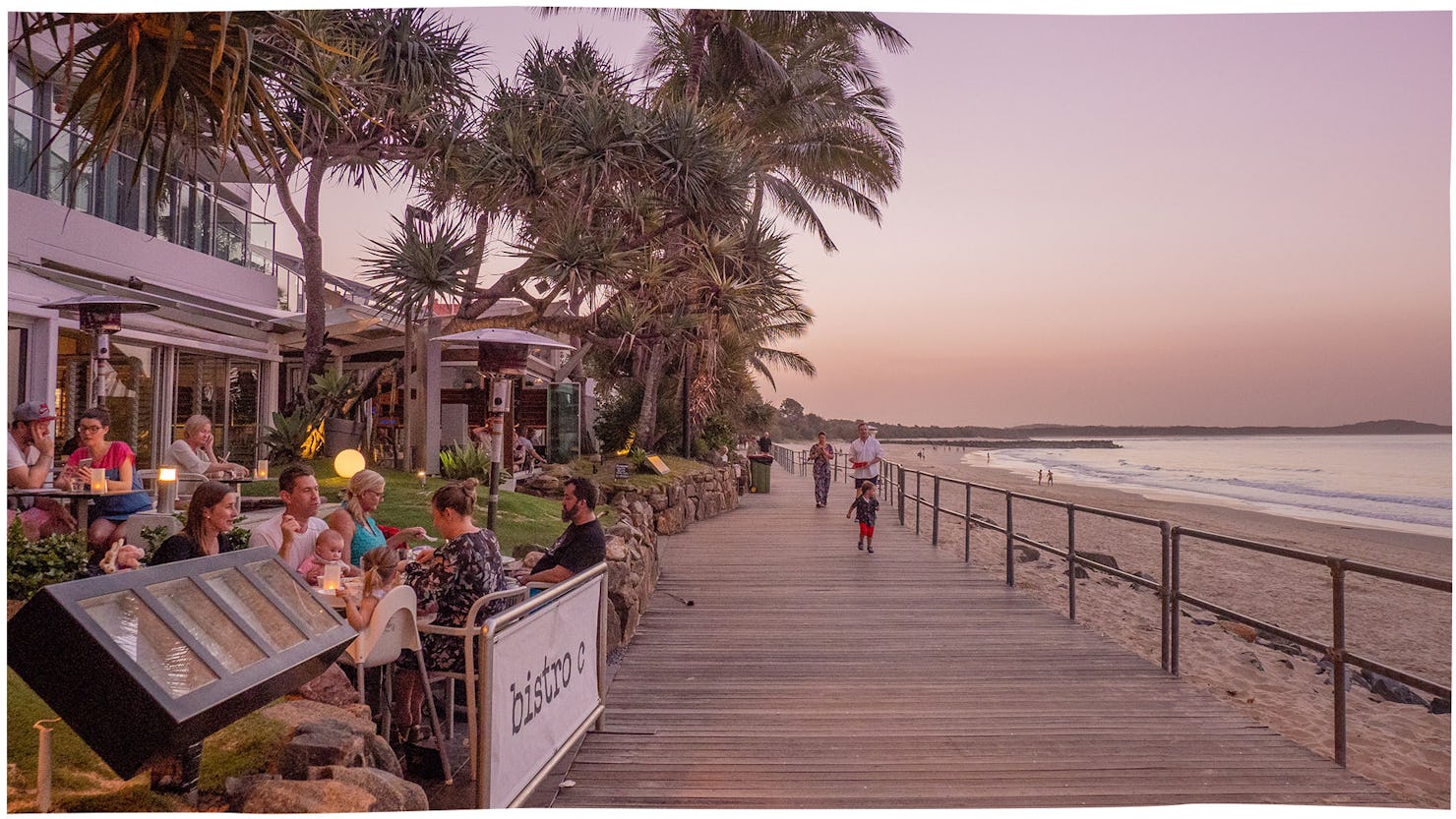 8 of the best outdoor dining restaurants on the Sunshine Coast